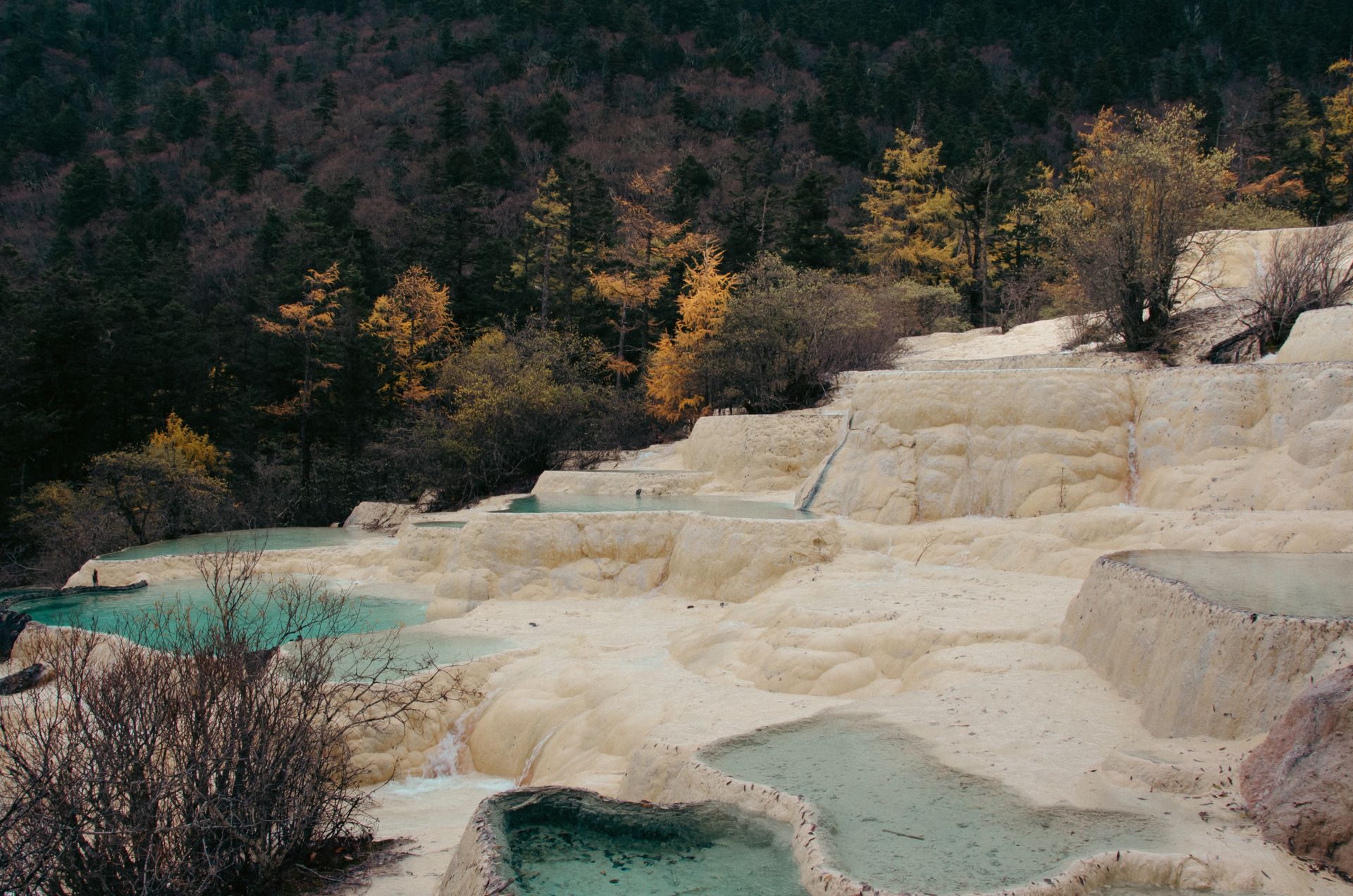 Huanglong’s terraced travertine pools, the blue stairs down the mountain