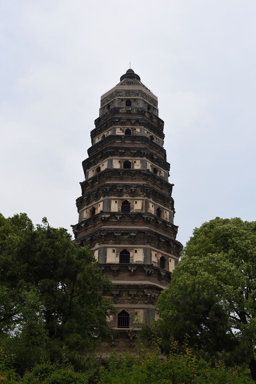 The leaning Yunyan Pagoda rising over Tiger Hill