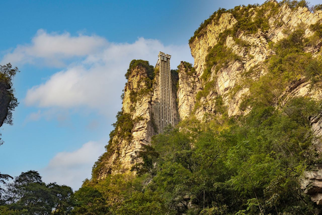 The Bailong Elevator on the cliff face