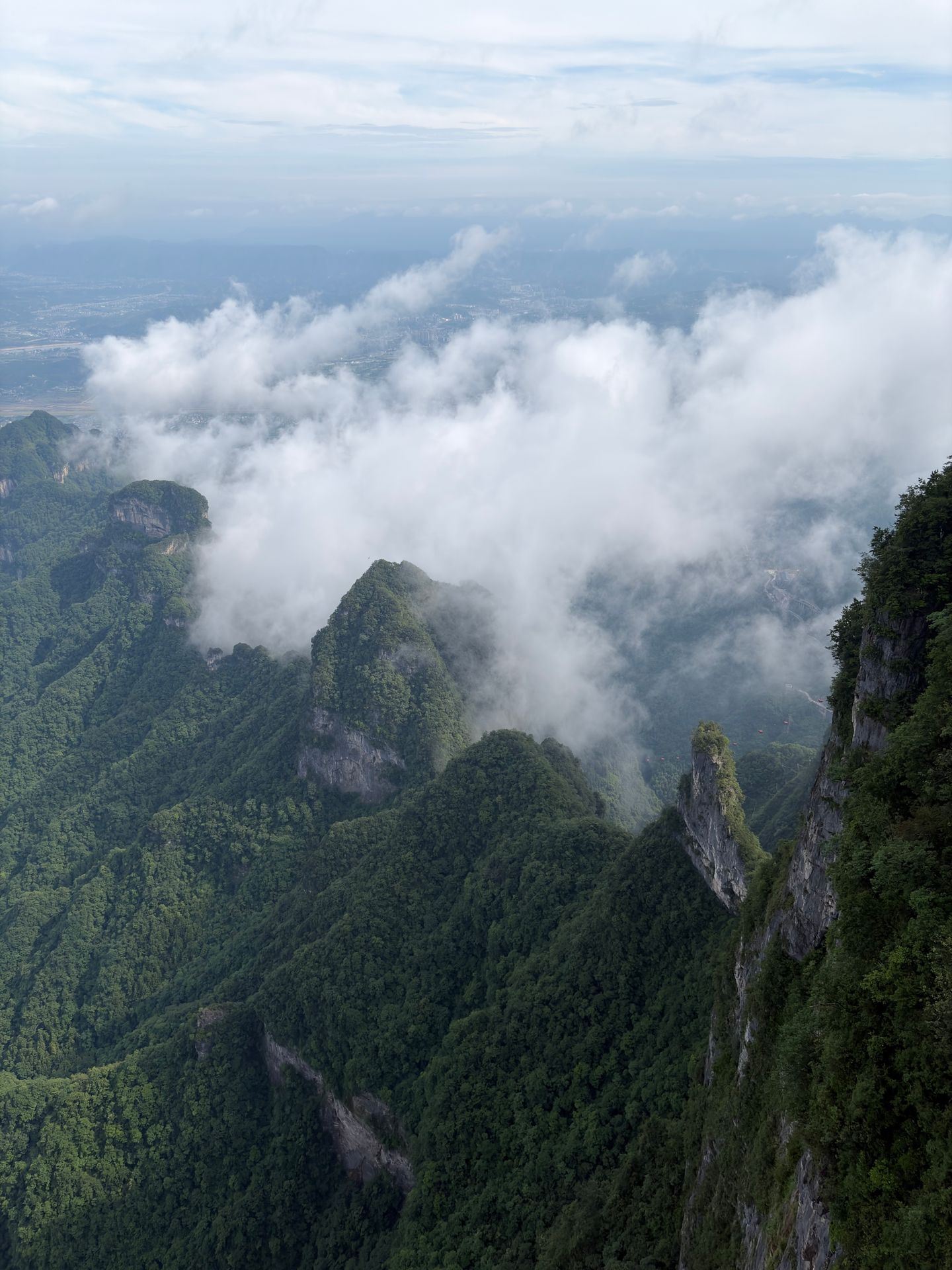 Mist between the peaks
